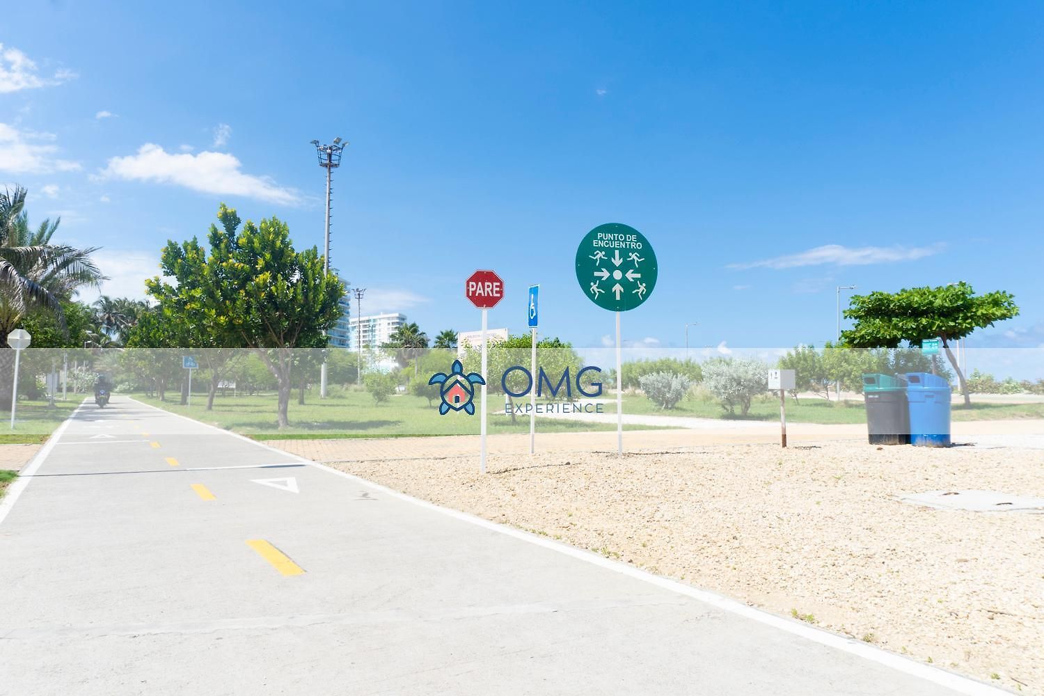 Apartamento Con Balcón, Piscina Y Vista Panorámica Cb741 *